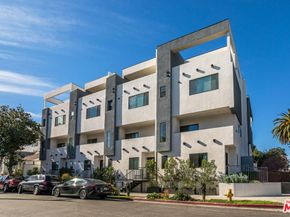 495 N St Andrews Place, Los Angeles CA 90004