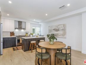 495 N St Andrews Place, Los Angeles CA 90004