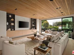 10386 Strathmore Drive, Los Angeles CA 90024