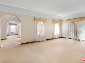 243 Euclid Street, Santa Monica CA 90402