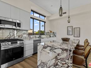 1318 N Vista Street, Los Angeles CA 90046