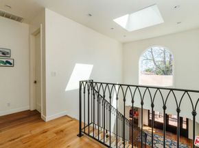 1633 Hi Point Street, Los Angeles CA 90035