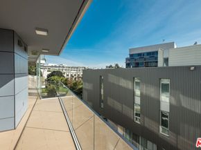 1705 Ocean 412, Santa Monica CA 90401