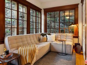 8050 Jovenita Canyon Drive, Los Angeles CA 90046