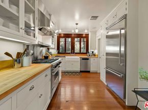 8050 Jovenita Canyon Drive, Los Angeles CA 90046