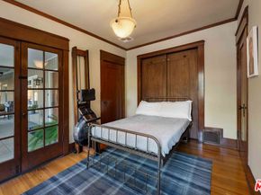 8050 Jovenita Canyon Drive, Los Angeles CA 90046