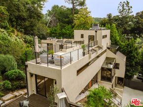 10443 Corfu Lane, Los Angeles CA 90077