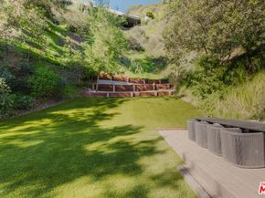 10443 Corfu Lane, Los Angeles CA 90077