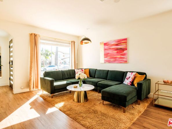 2331 S Cloverdale Avenue, Los Angeles CA 90016