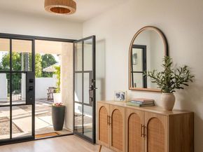 5952 Highplace Dr, San Diego CA 92120