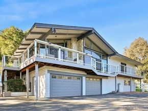 26138 Jesmond Dene Rd, Escondido CA 92026