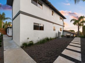 3306 Donna Dr, Carlsbad CA 92008