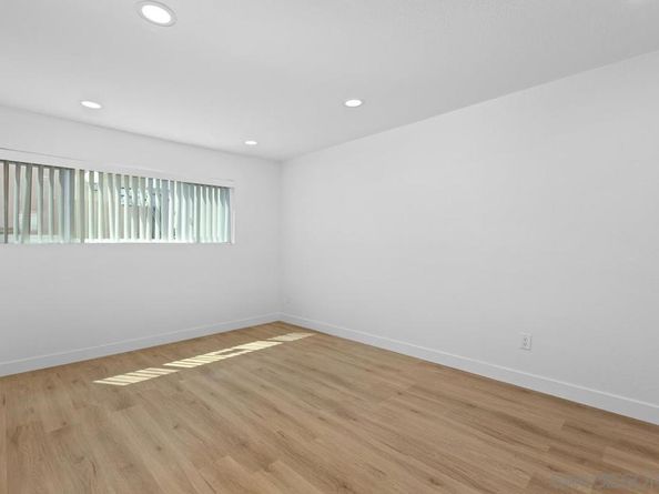 3230 Ashford Street B, San Diego CA 92111