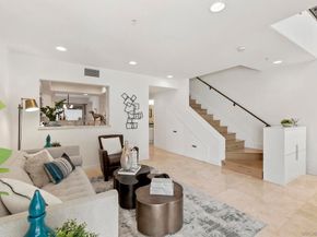 7520 Draper Ave 3, La Jolla CA 92037