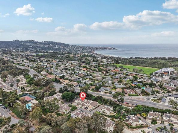 8870 Caminito Primavera, La Jolla CA 92037