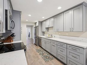 8870 Caminito Primavera, La Jolla CA 92037