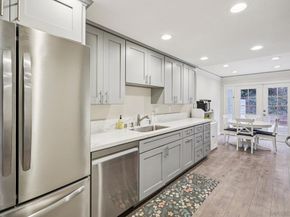 8870 Caminito Primavera, La Jolla CA 92037