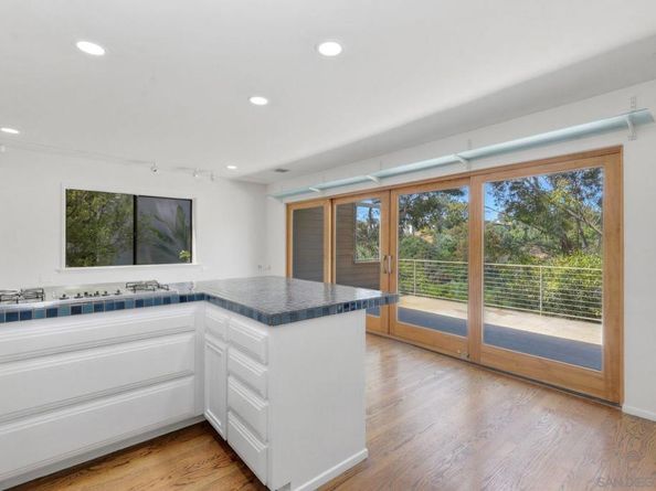 4242 Falcon St, San Diego CA 92103