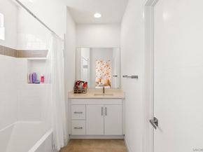 2537 State St., Carlsbad CA 92008