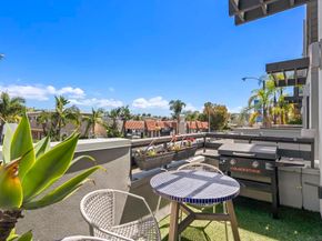 2537 State St., Carlsbad CA 92008