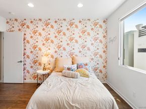 2537 State St., Carlsbad CA 92008