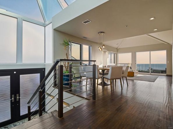 2372 Oxford Ave, Cardiff By The Sea CA 92007