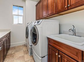 3212 Corte Tamarindo, Carlsbad CA 92009