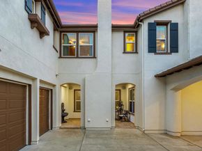 3212 Corte Tamarindo, Carlsbad CA 92009