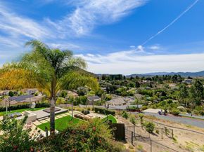 1987 Hidden Mesa Rd, El Cajon CA 92019