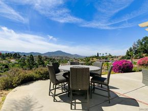 1987 Hidden Mesa Rd, El Cajon CA 92019