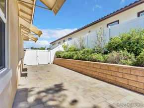 1949 Estancia Pl, Escondido CA 92029