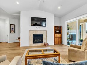 1949 Estancia Pl, Escondido CA 92029