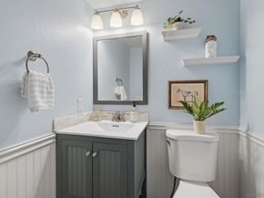 2746 Ariane 148, San Diego CA 92117