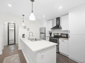 13788 Ruette Le Parc D, Del Mar CA 92014