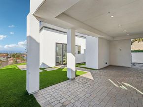 1860 Illion, San Diego CA 92110