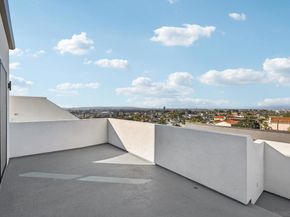 1860 Illion, San Diego CA 92110