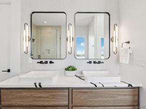 1860 Illion, San Diego CA 92110