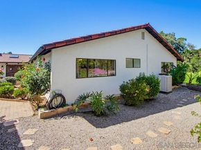 2024 Grandview Rd, Vista CA 92084