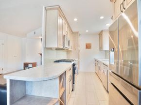 3832 Groton St 2, San Diego CA 92110