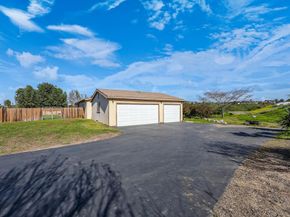 273 Stallion Dr, Oceanside CA 92057