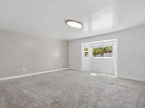 9676 Cypress Vale Dr, Lakeside CA 92040