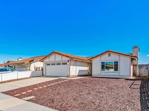 7427 Kamwood St, San Diego CA 92126