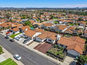 7427 Kamwood St, San Diego CA 92126