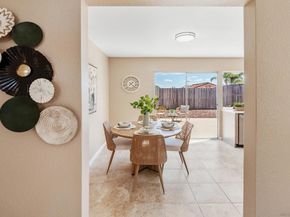 7427 Kamwood St, San Diego CA 92126