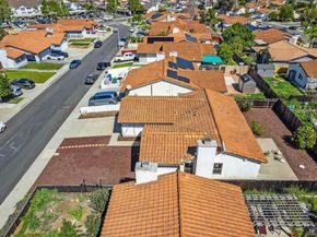 7427 Kamwood St, San Diego CA 92126