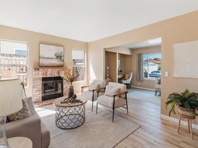 7427 Kamwood St, San Diego CA 92126