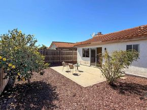 7427 Kamwood St, San Diego CA 92126