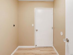 7427 Kamwood St, San Diego CA 92126