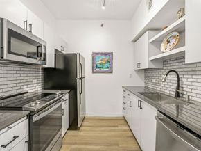 425 W Beech 1607, San Diego CA 92101