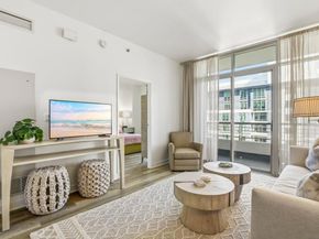 425 W Beech 1607, San Diego CA 92101